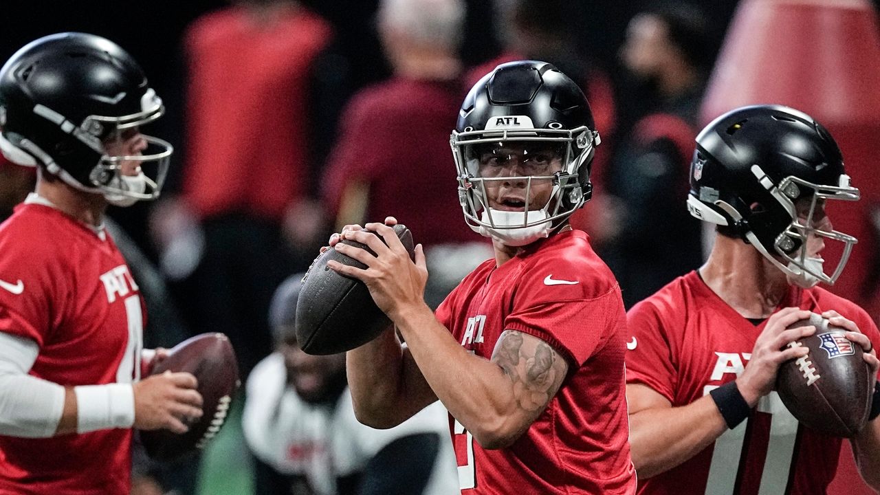 2023 Atlanta Falcons: Receiver Mack Hollins supports team's