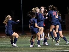 CSH's Wouters Almeida scores OT winner in Nassau 'B' final