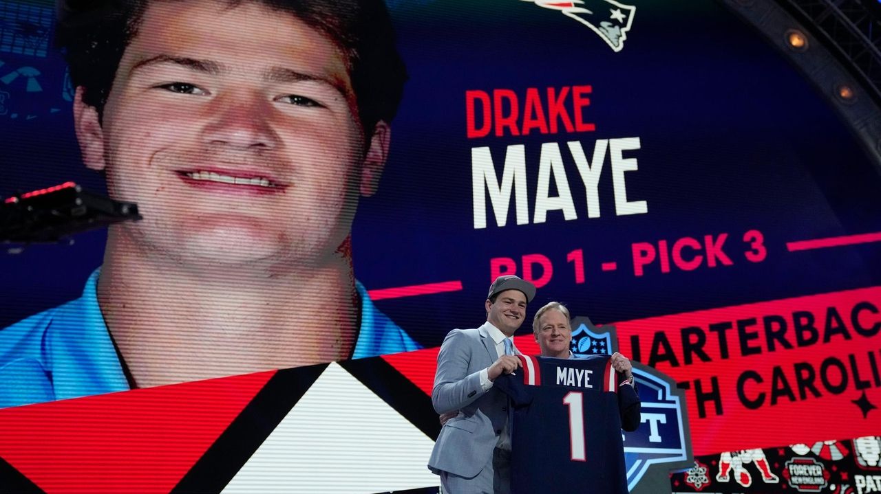 Patriots Select Quarterback Drake Maye With No. 3 Pick In NFL Draft ...