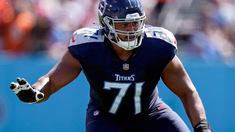 Tennessee Titans offensive tackle Andre Dillard plays during the first...