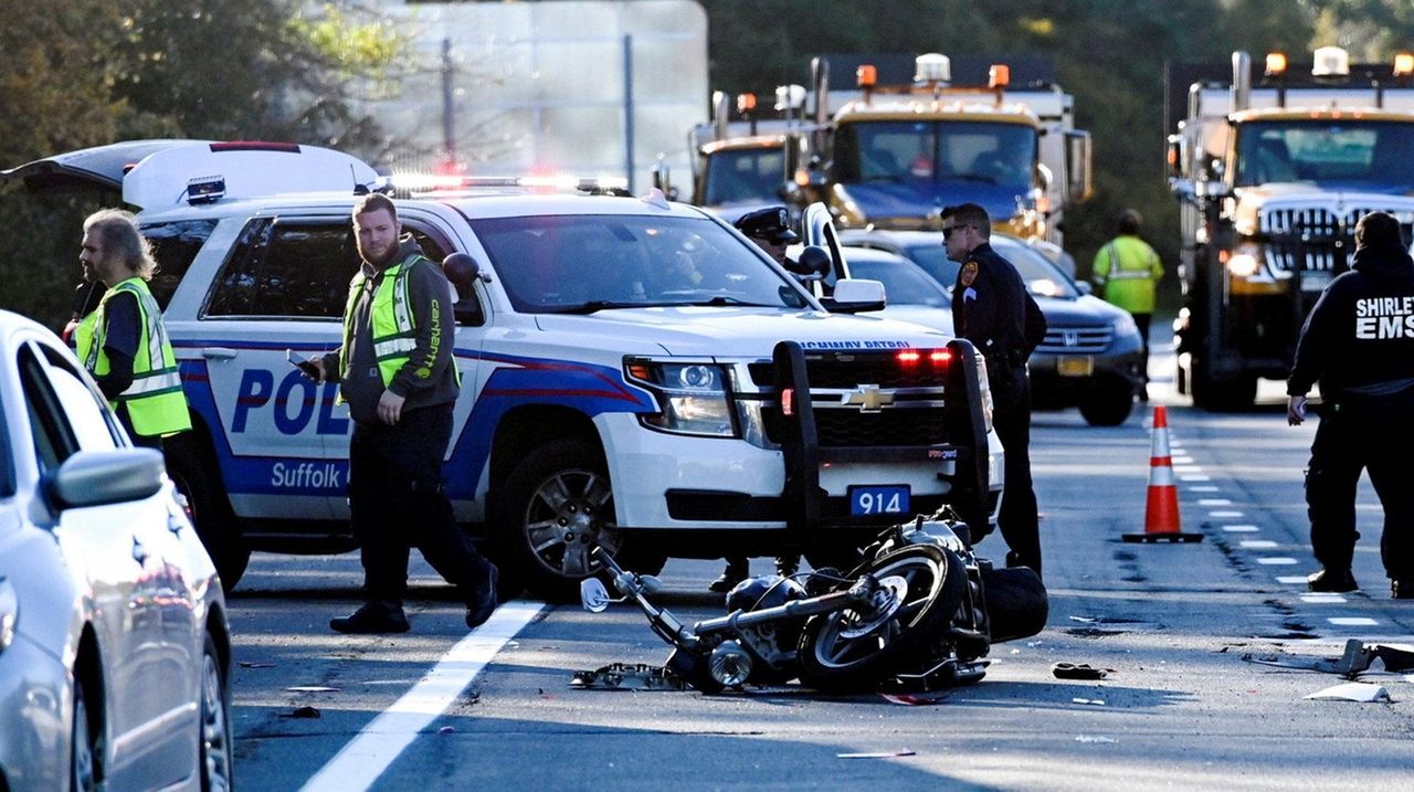 Sunrise Highway Reopens After Crash Motorcyclist Charged With Dwi Cops Say Newsday