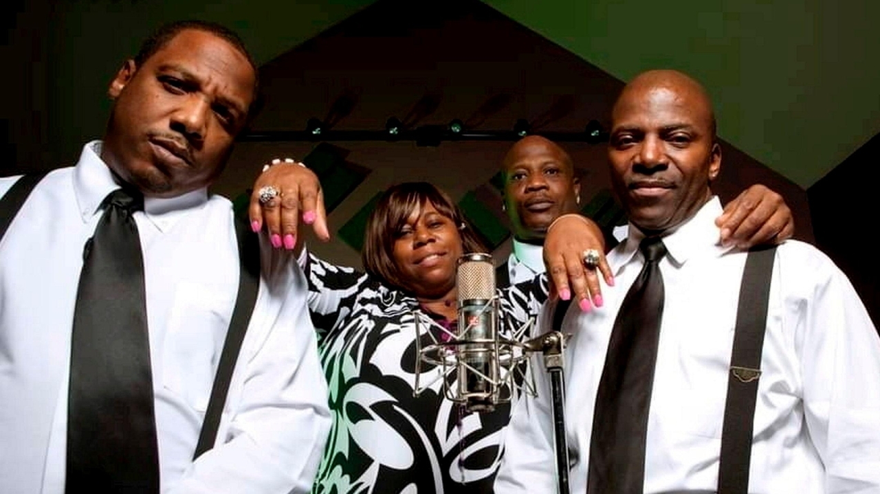 Long Island Music and Entertainment Hall of Fame to mark hip-hop's 50th anniversary with special event - Vimarsana News