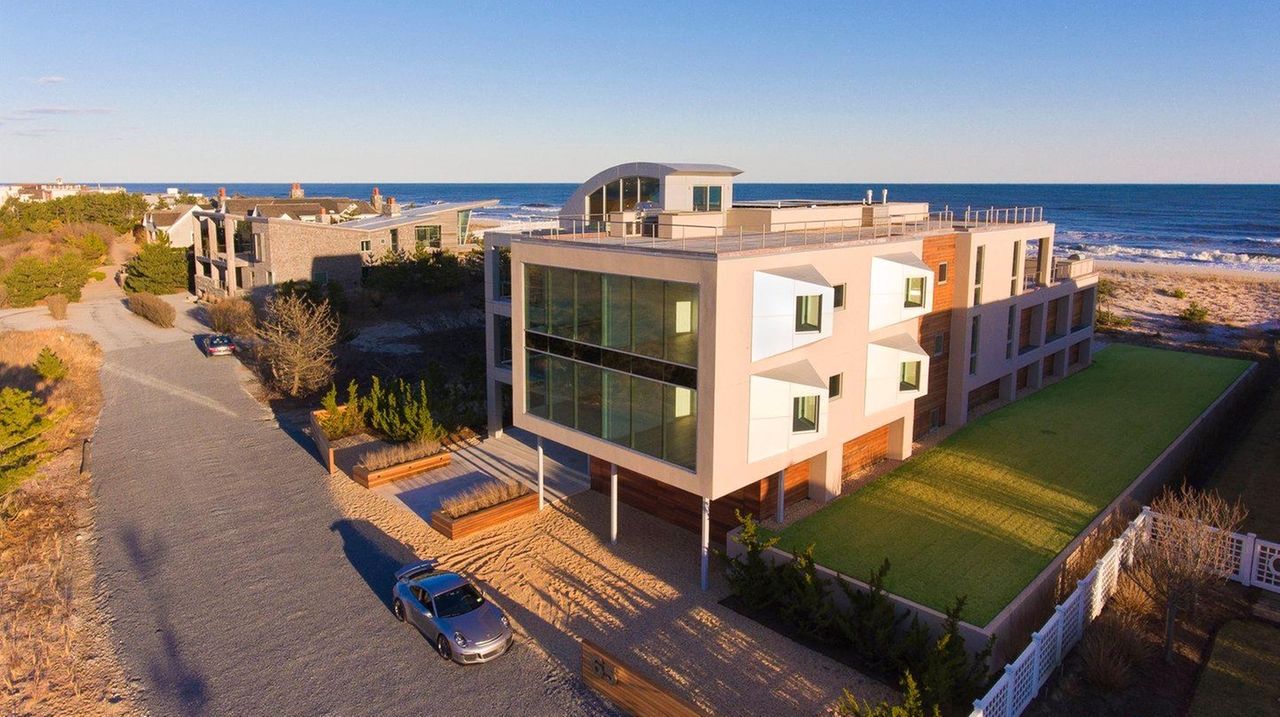 East Quogue home comes with Eli Manning as a neighbor Newsday