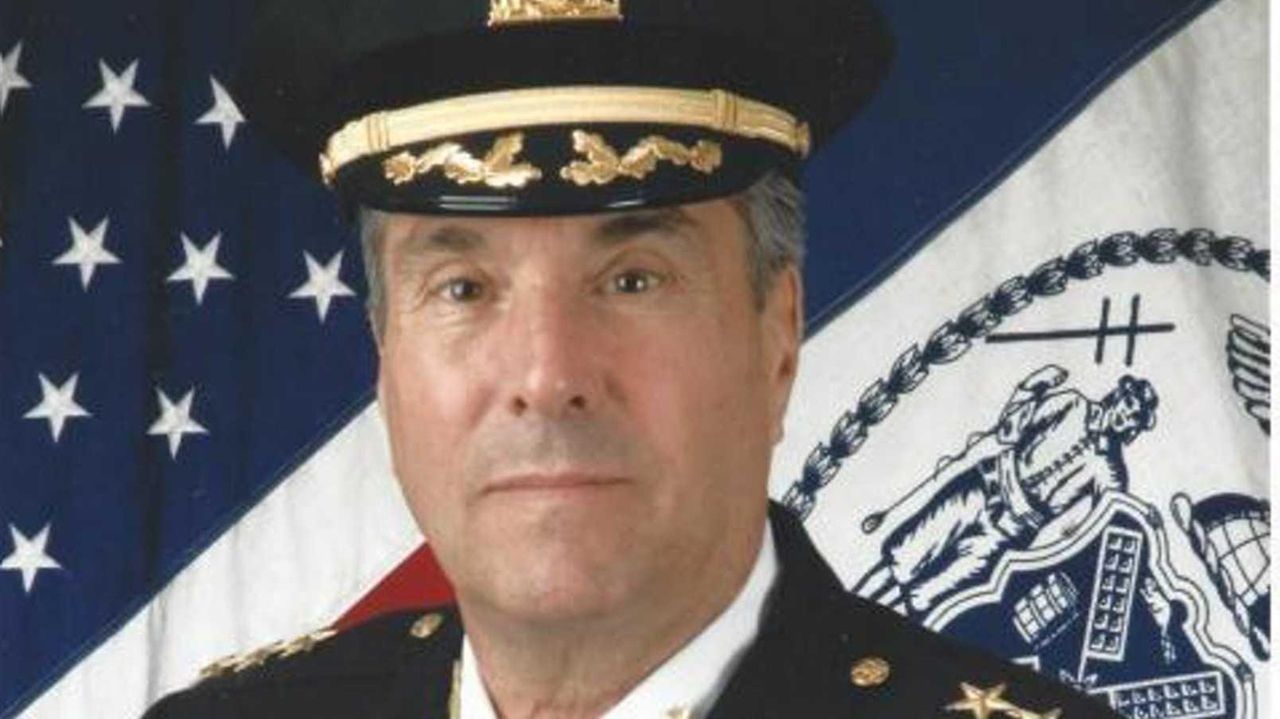 Robert J Giannelli Former Nypd Chief Of Patrol Dies At 67 Newsday