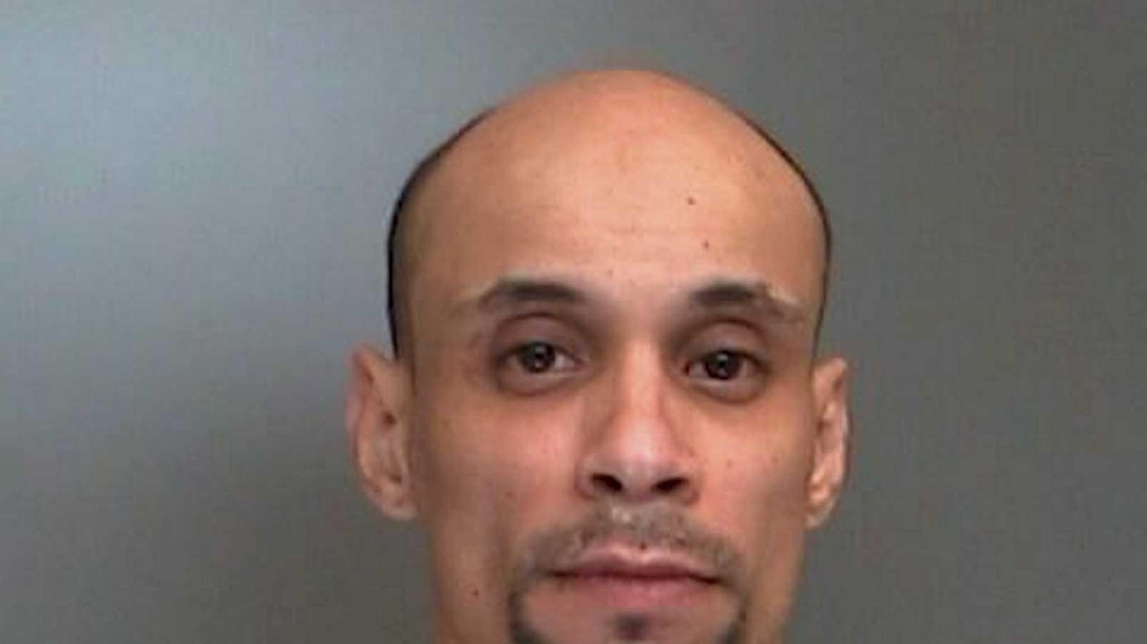 Cops: Central Islip man charged in commercial burglary spree - Newsday