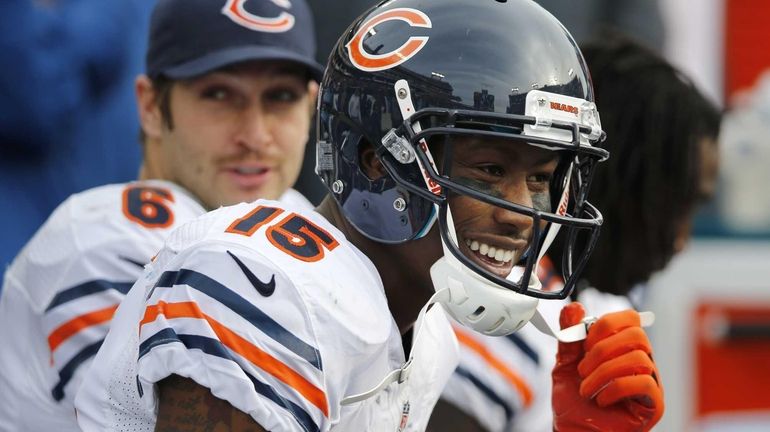 Chicago Bears wide receiver Brandon Marshall, left, and quarterback Jay...