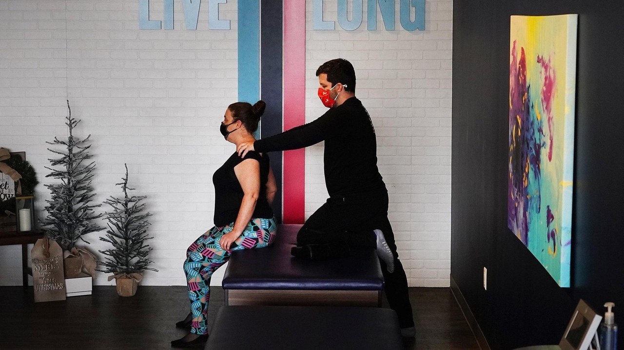 Assisted stretching studio StretchLab opens in New Hyde Park - Newsday