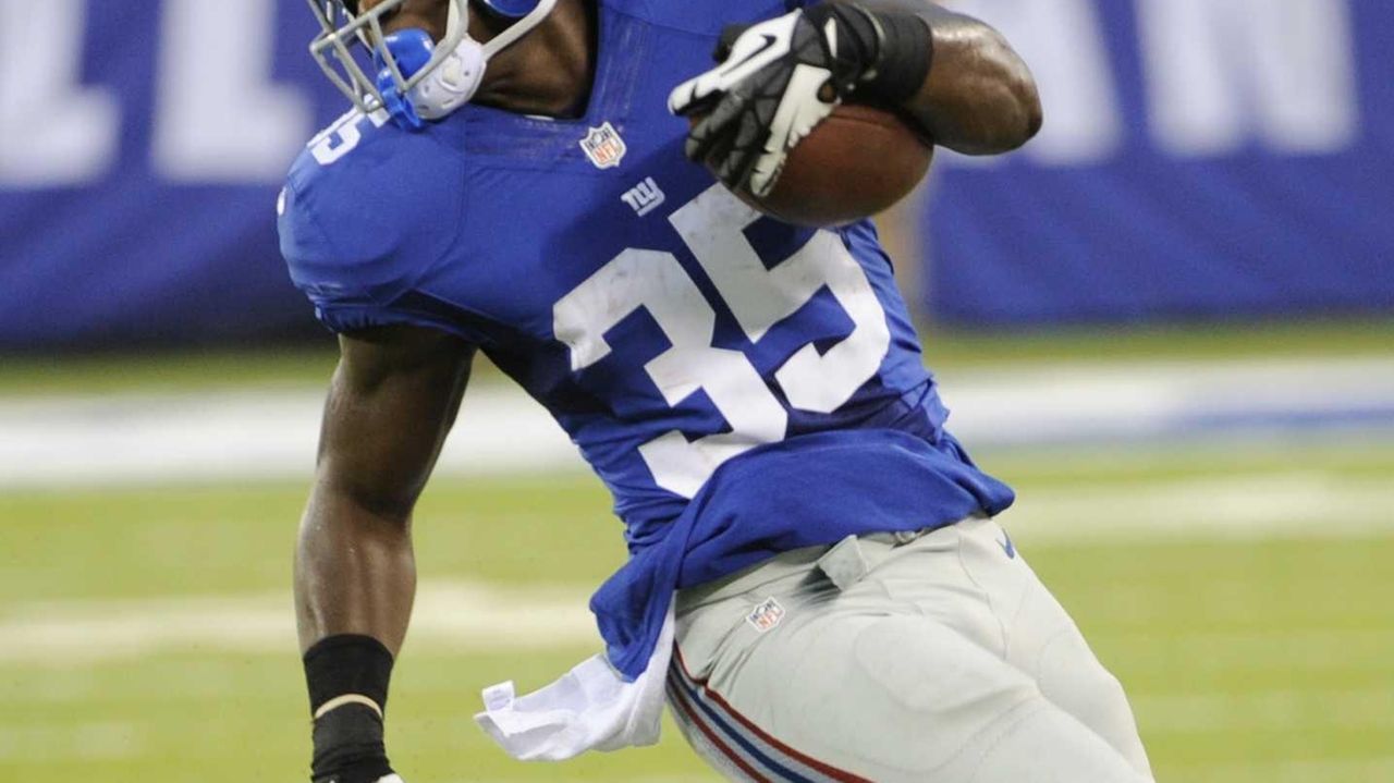 Andre Brown commits turnover during NY Giants preseason game, but insists  it won't eat him up – New York Daily News