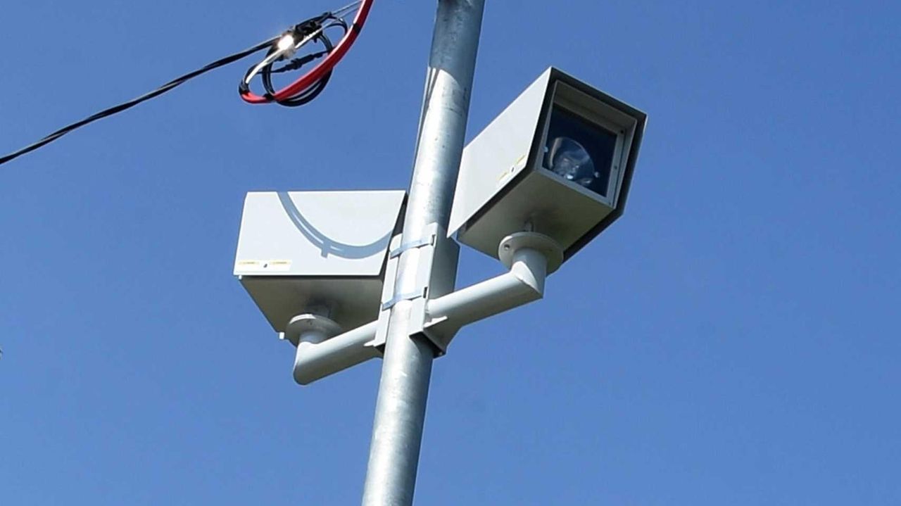 Nassau's redlight, speed camera vendor hires local company to lobby