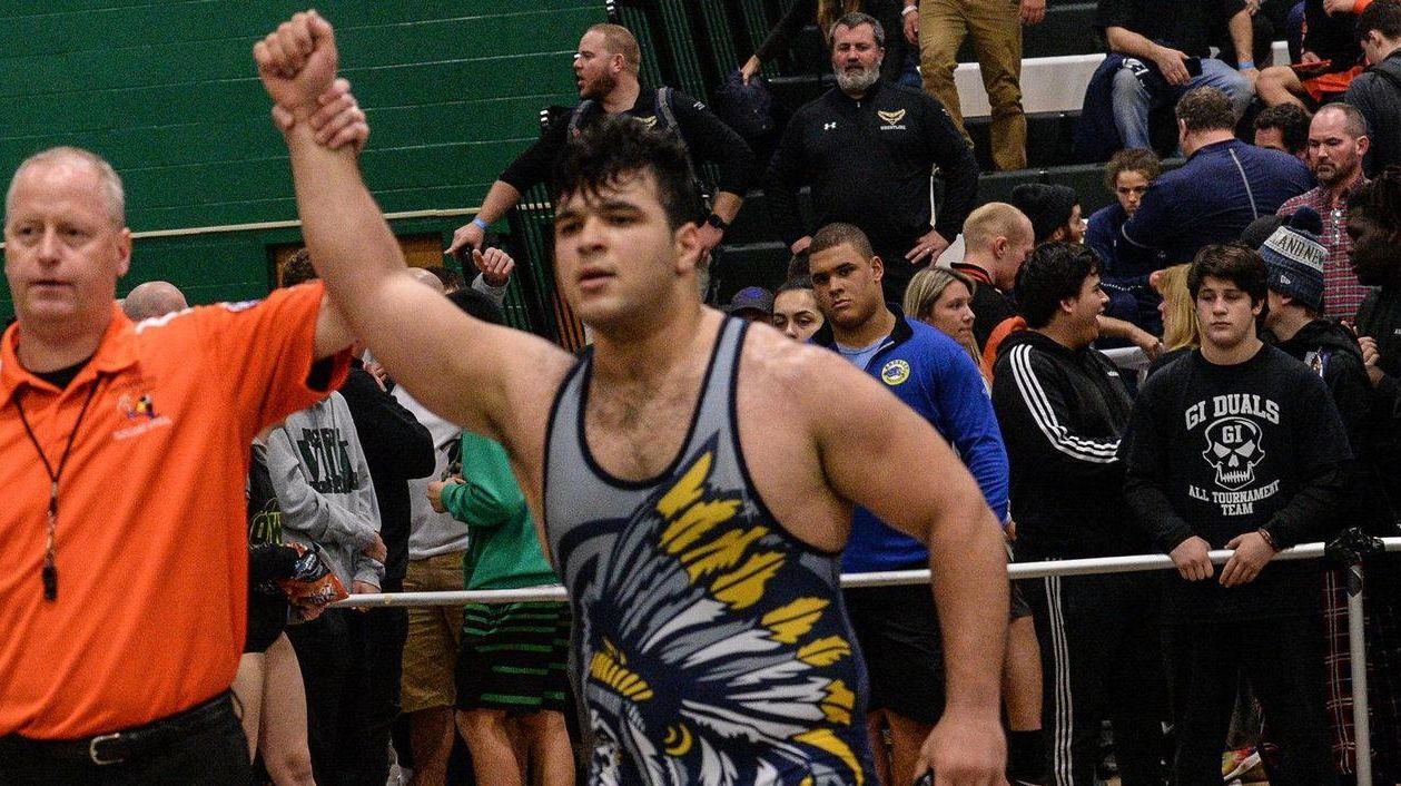 Long Island wrestlers grab titles at Eastern States Classic Newsday