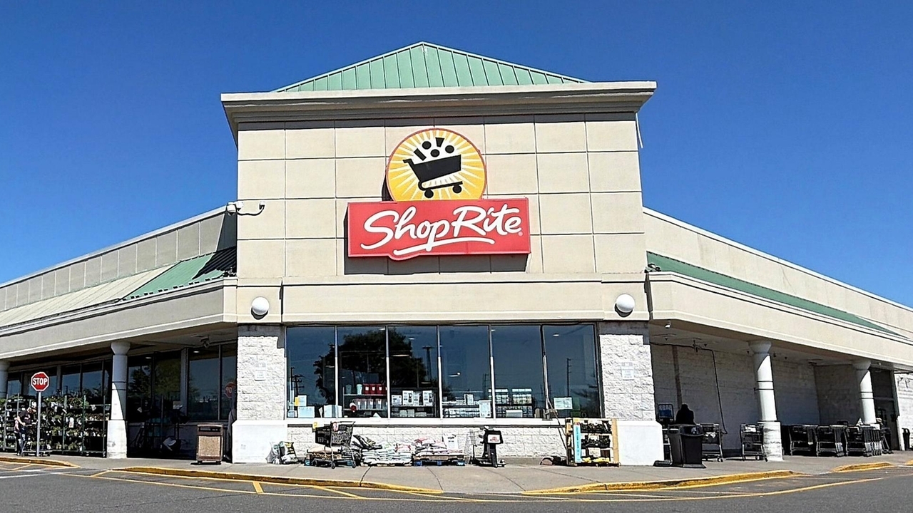 ShopRite expands Bethpage supermarket into former Costello's Ace Hardware space