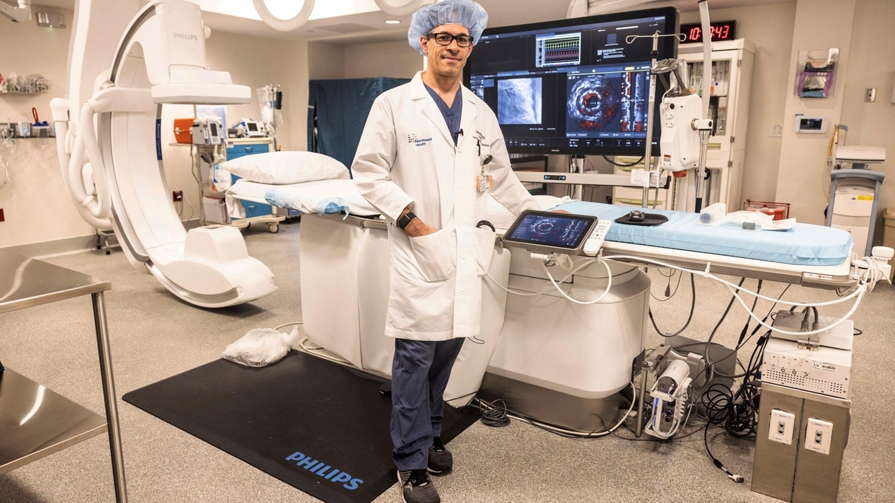 Plainview Hospital's new lab treats heart attacks, other cardiac ...