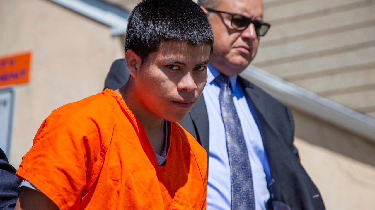 Nassau DA: MS-13 gang member pleads guilty in 2016 machete killing ...