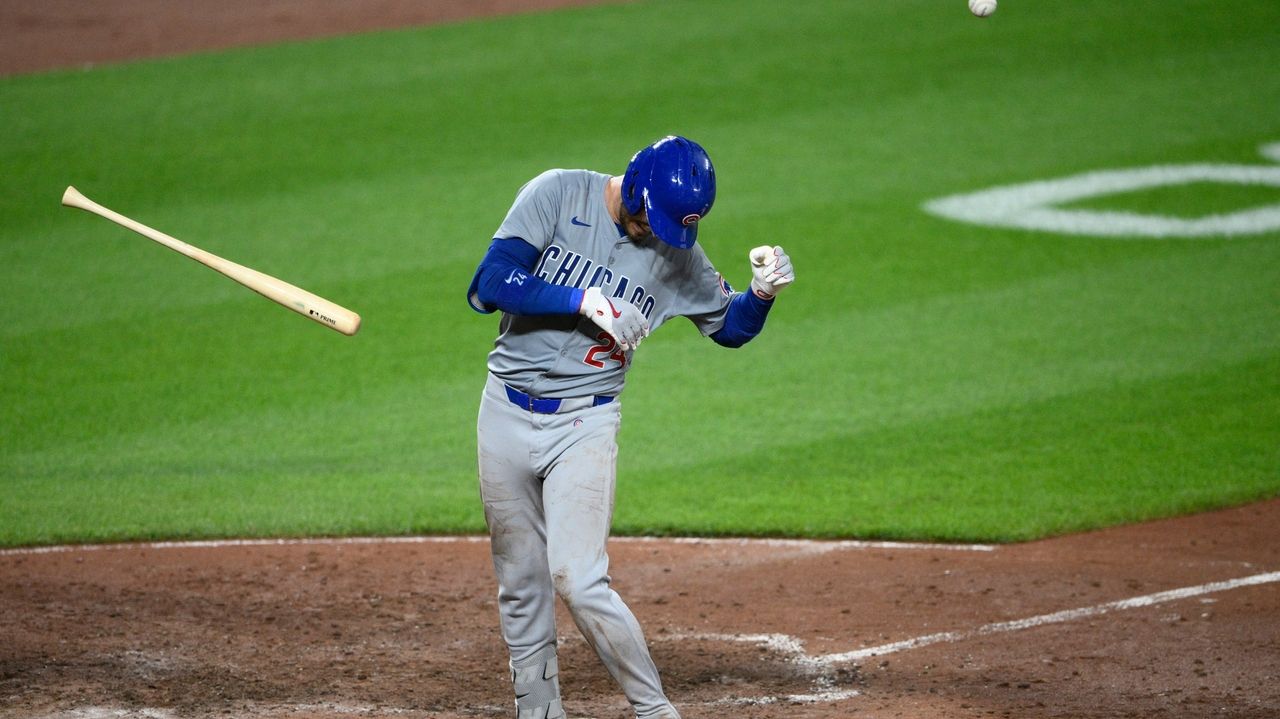Cubs place outfielder Cody Bellinger on injured list with broken finger