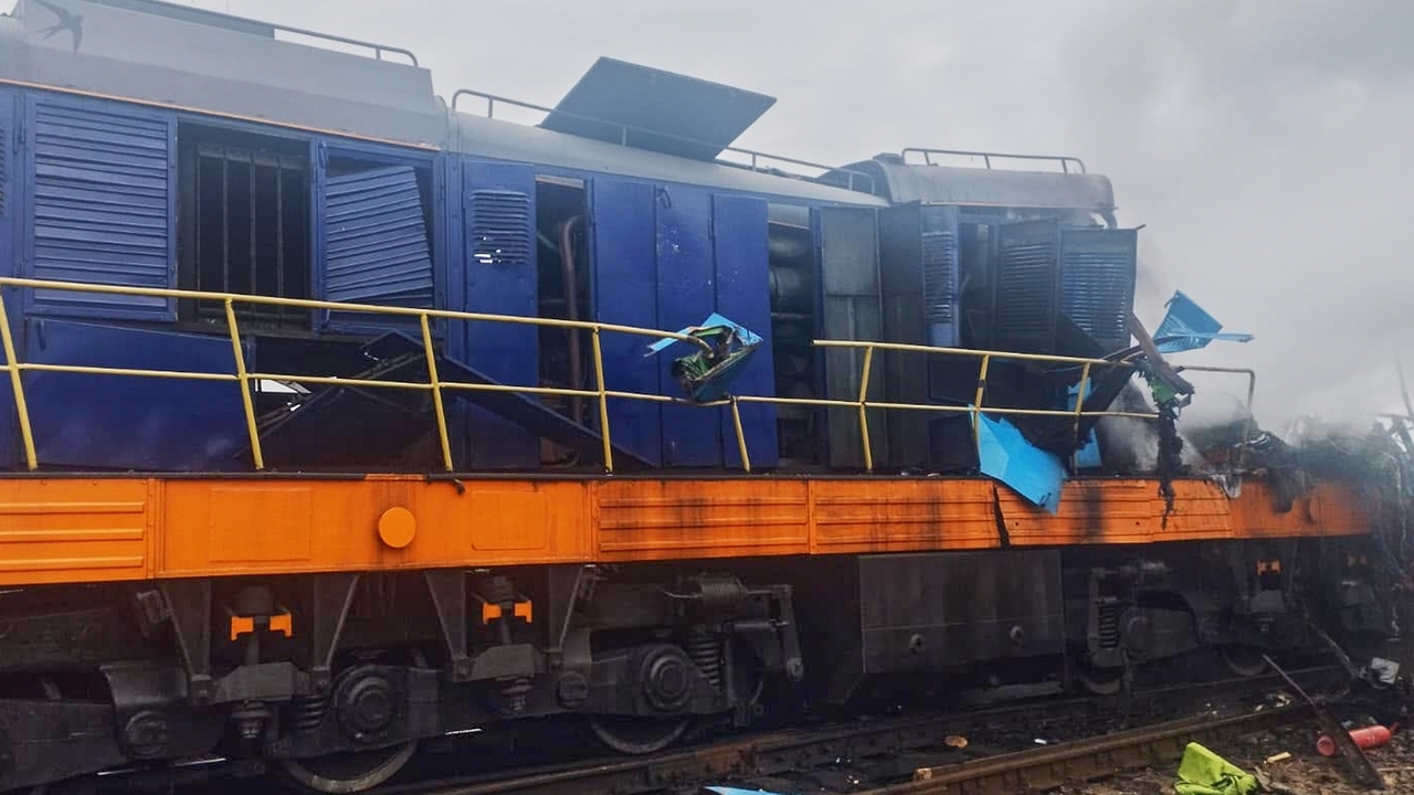 Zelenskyy conditions pause in Russian strikes on infrastructure deal