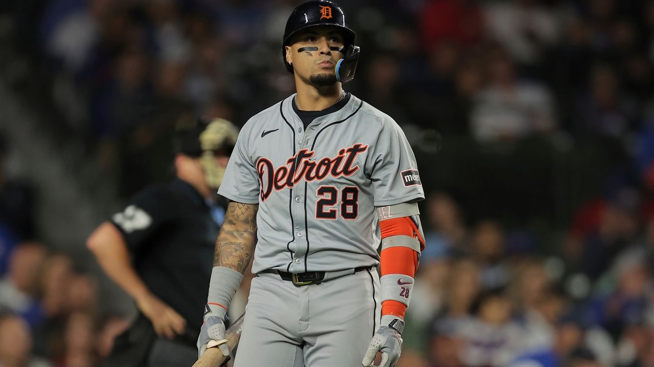 Tigers SS Javier Báez placed on injured list due to hip and spinal inflammation