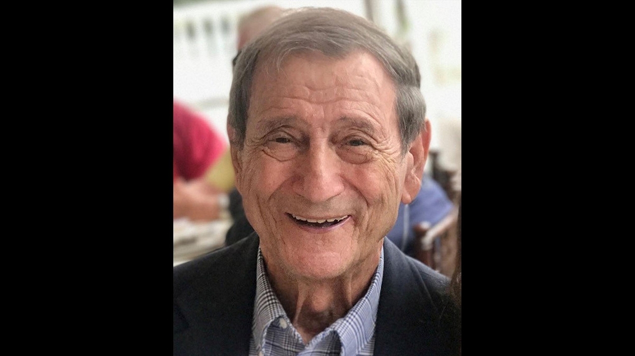 Constantine Ricci, longtime Massapequa School District educator, dies at 95 - Vimarsana News