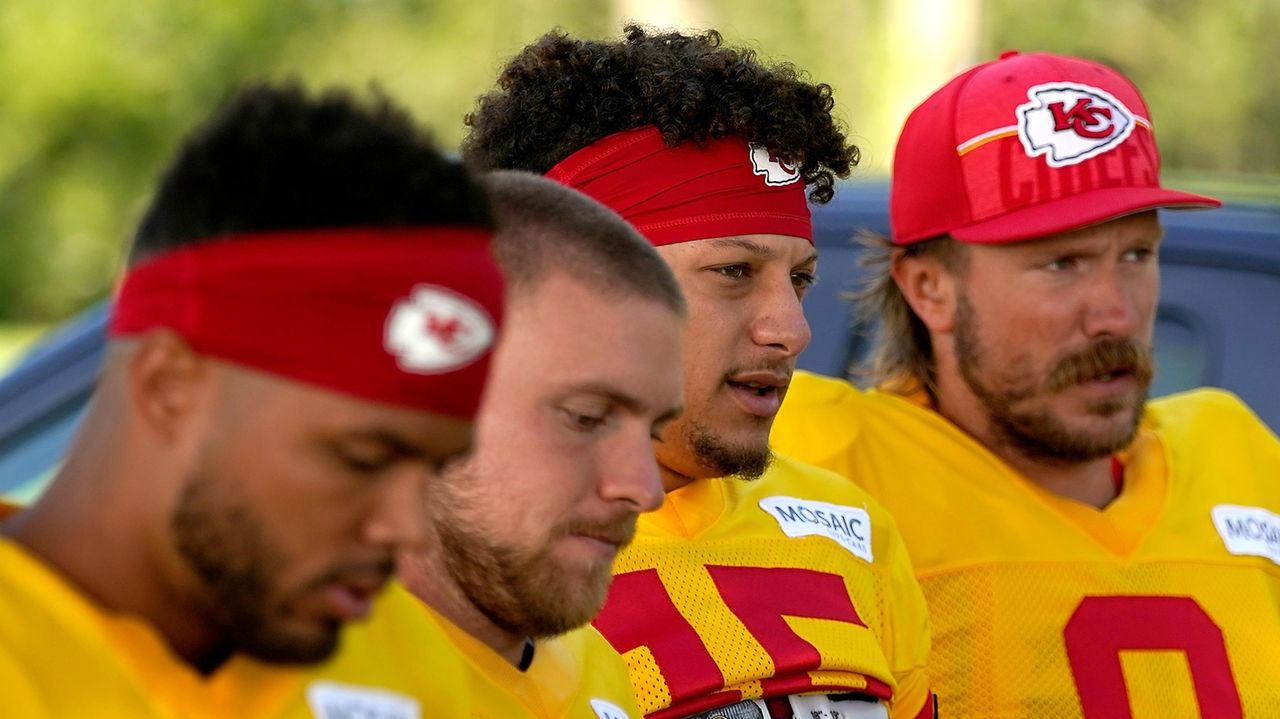 Did Patrick Mahomes ace his performance in Chiefs' OT win over