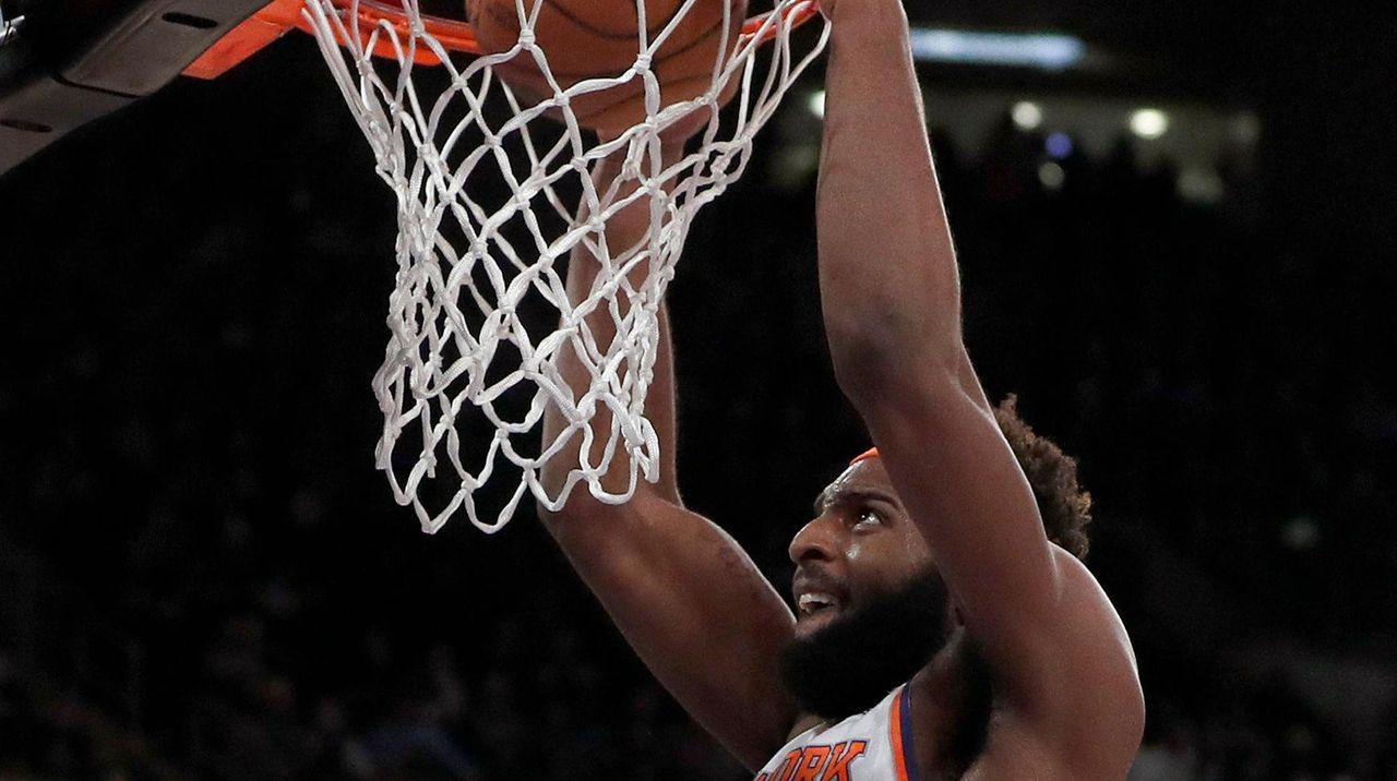 Mitchell Robinson, Kemba Walker help Knicks get big win over Pistons at