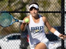 Castka wins Suffolk singles title, Weiss and Dangin take doubles crown