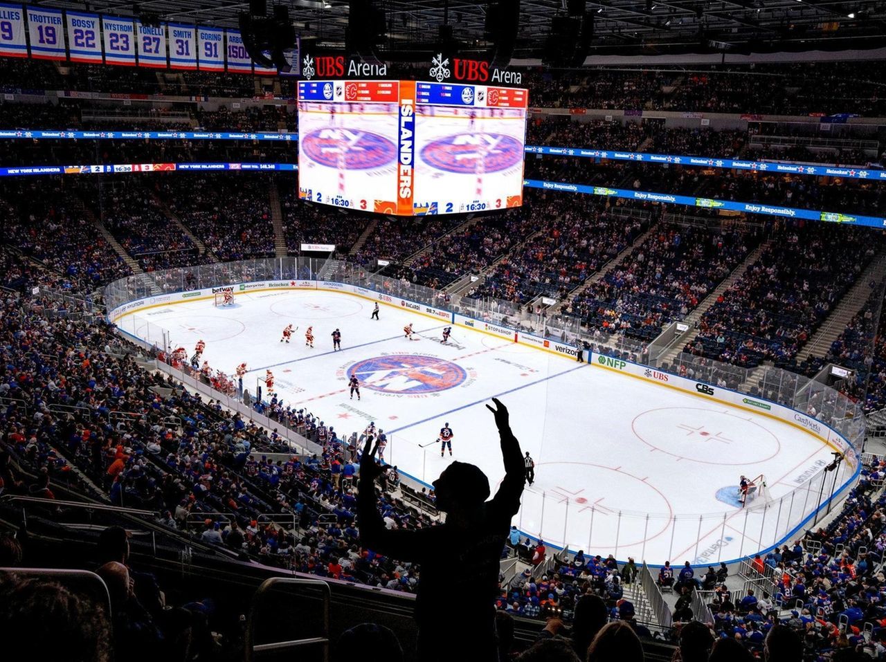 A Smoother Home Game, for the Ice and the Islanders - The New York