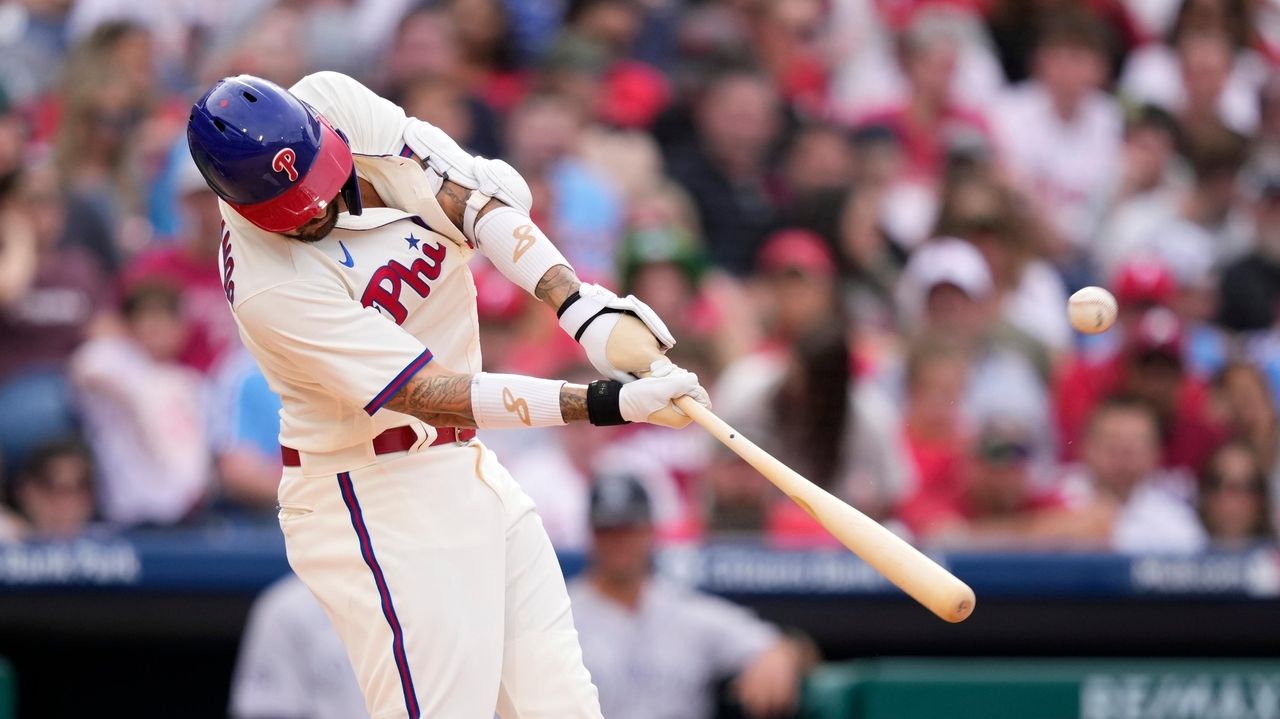 Castellanos' 2 homers power Phillies past Rockies 43 Newsday