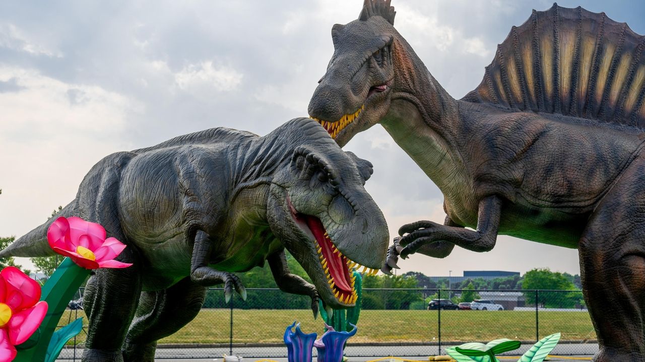 Dino Safari comes to Walt Whitman Shops Newsday