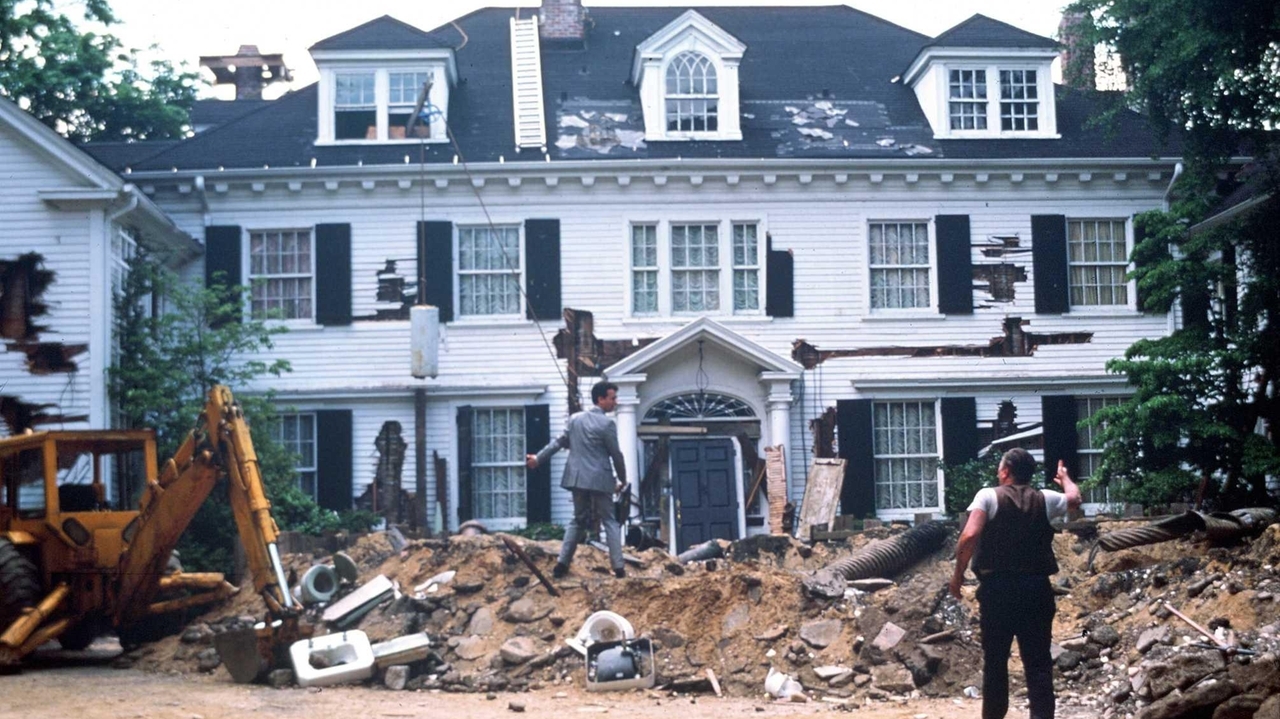 Lattingtown house in Tom Hanks' 'Money Pit' for sale Newsday