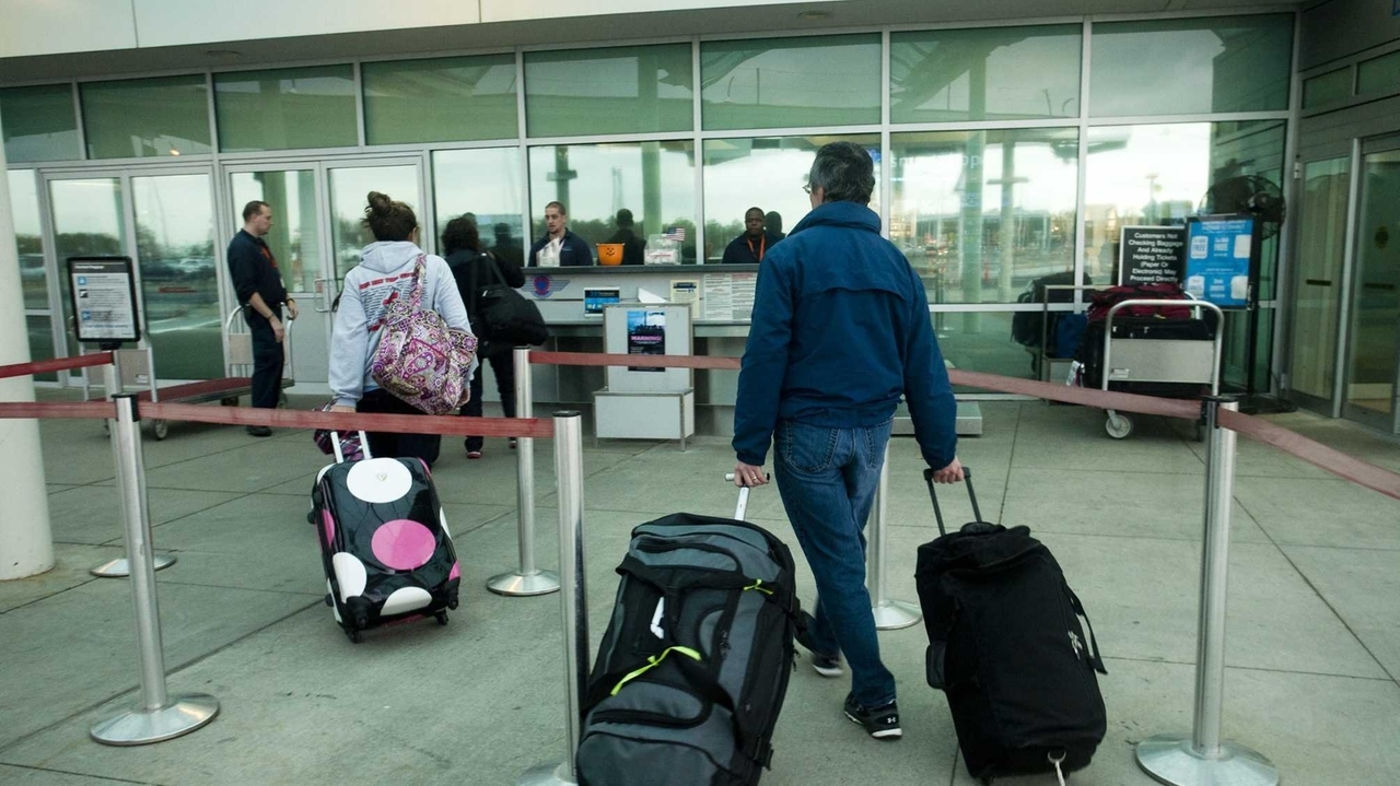 Flights resume at MacArthur Airport Newsday