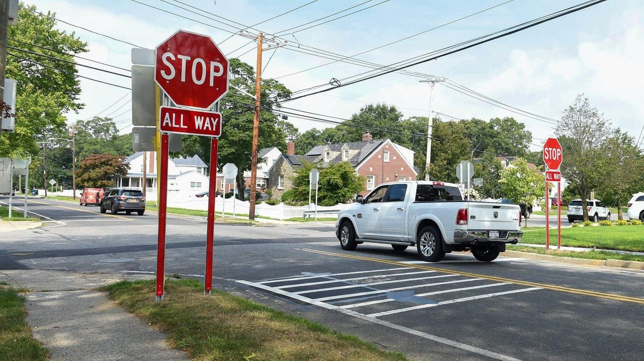 Residents' outcry, traffic study lead to new all-way stop signs at ...