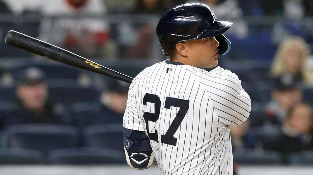 2 reasons Yankees must fire Aaron Boone after playoff contention elimination