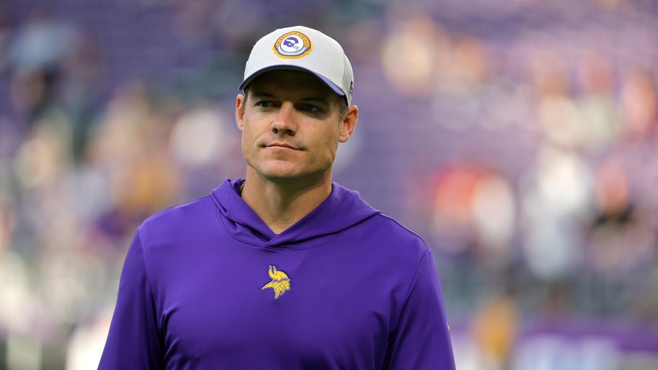 T.J. Hockenson proves perfect fit for Vikings' offense