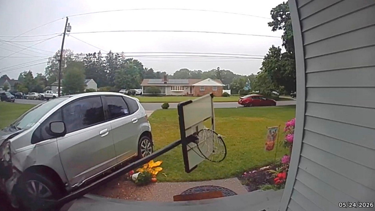 Tammy Robinkoff, Riverhead Republican chairwoman, charged with DWI after hitting 5 parked cars