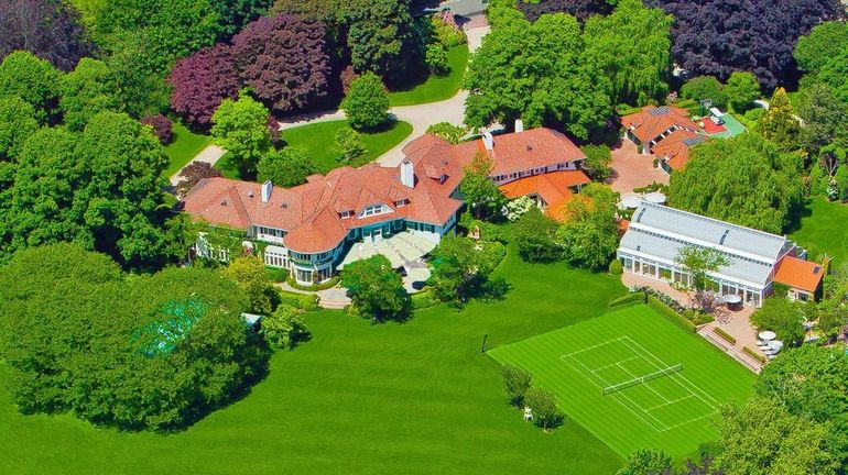 Linden Estate includes an 18,000-square-foot house built in 1910.