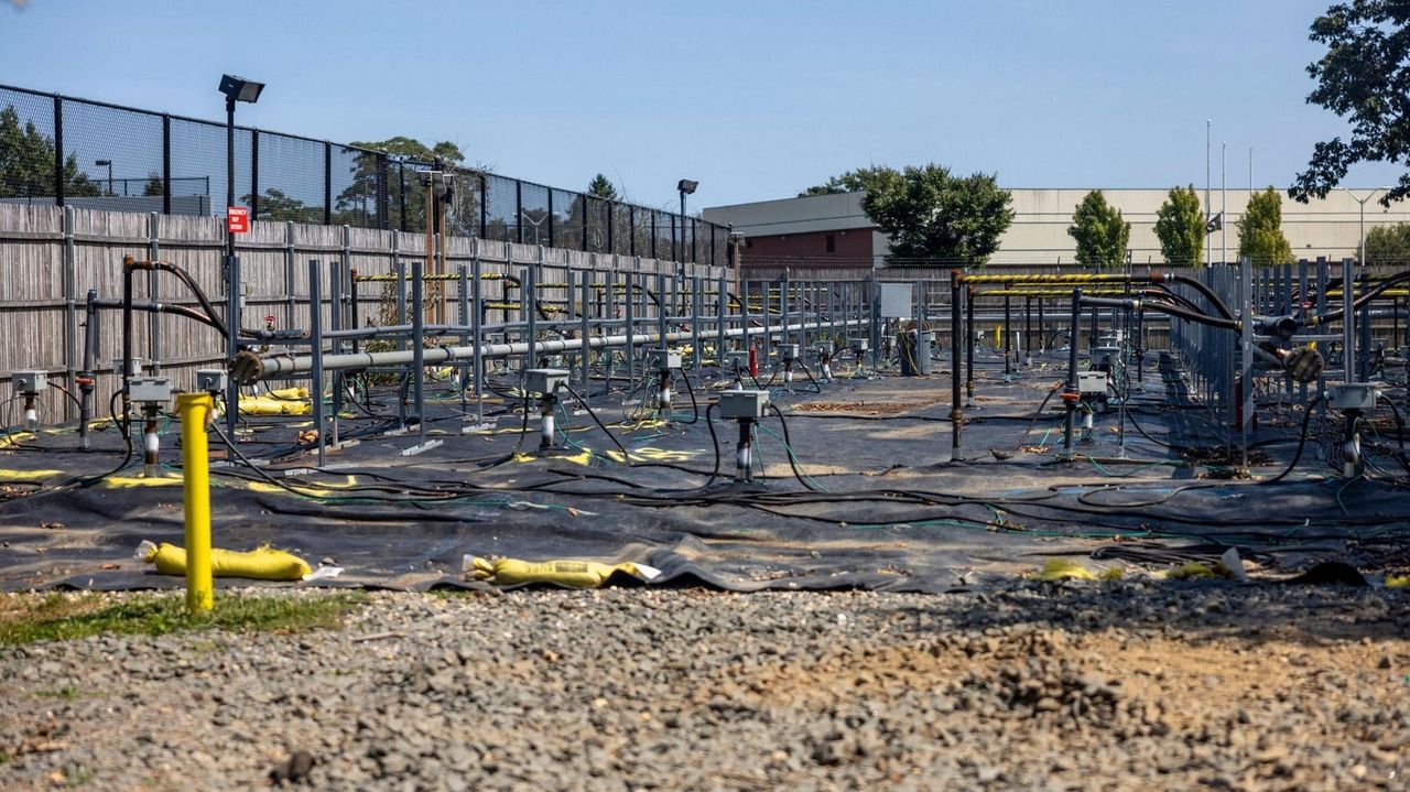 Thermal remediation cleanup begins at Bethpage Community Park - Newsday