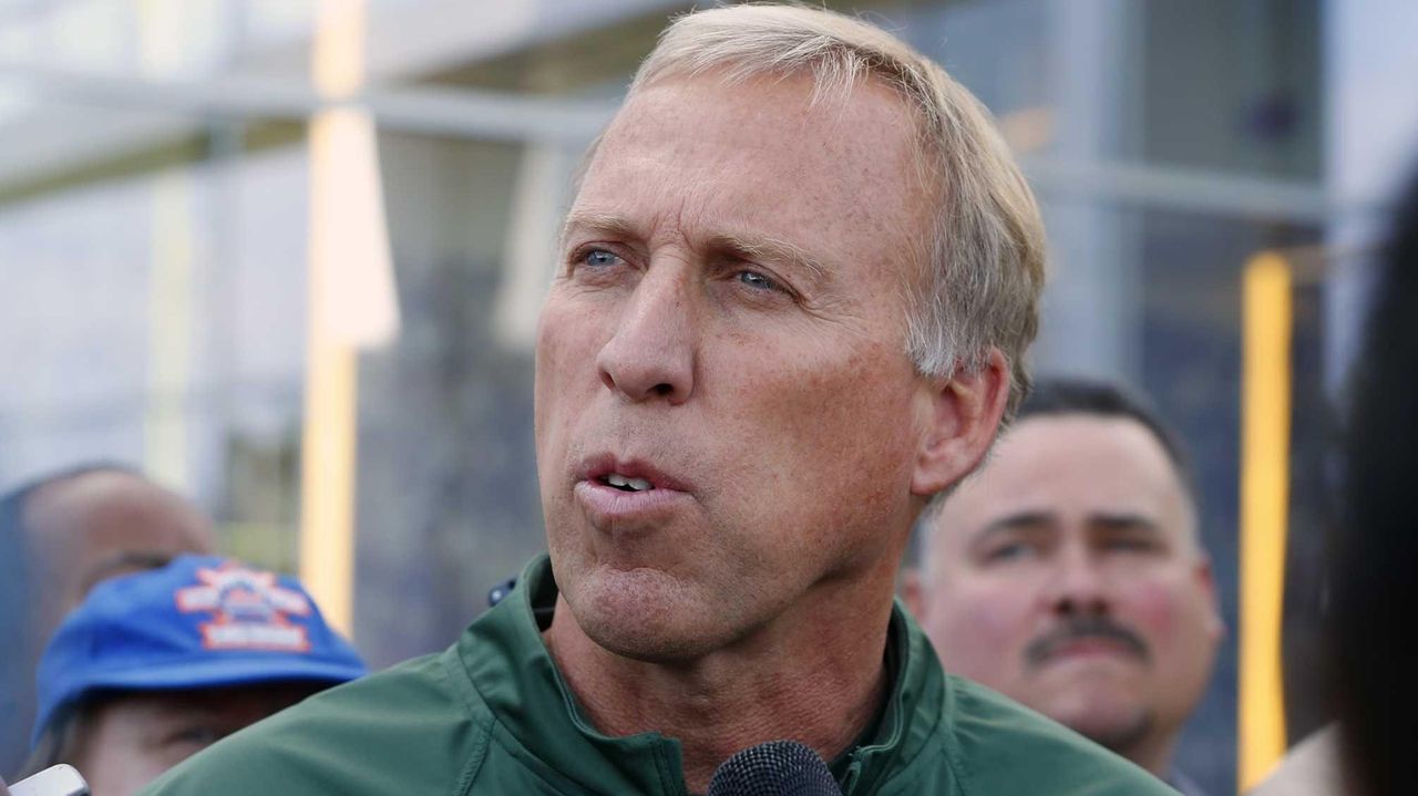 NFL draft: NY Jets GM John Idzik needs to get bold this offseason – New  York Daily News