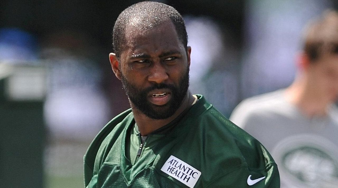 Jets' Darrelle Revis blasts 'out of shape' report