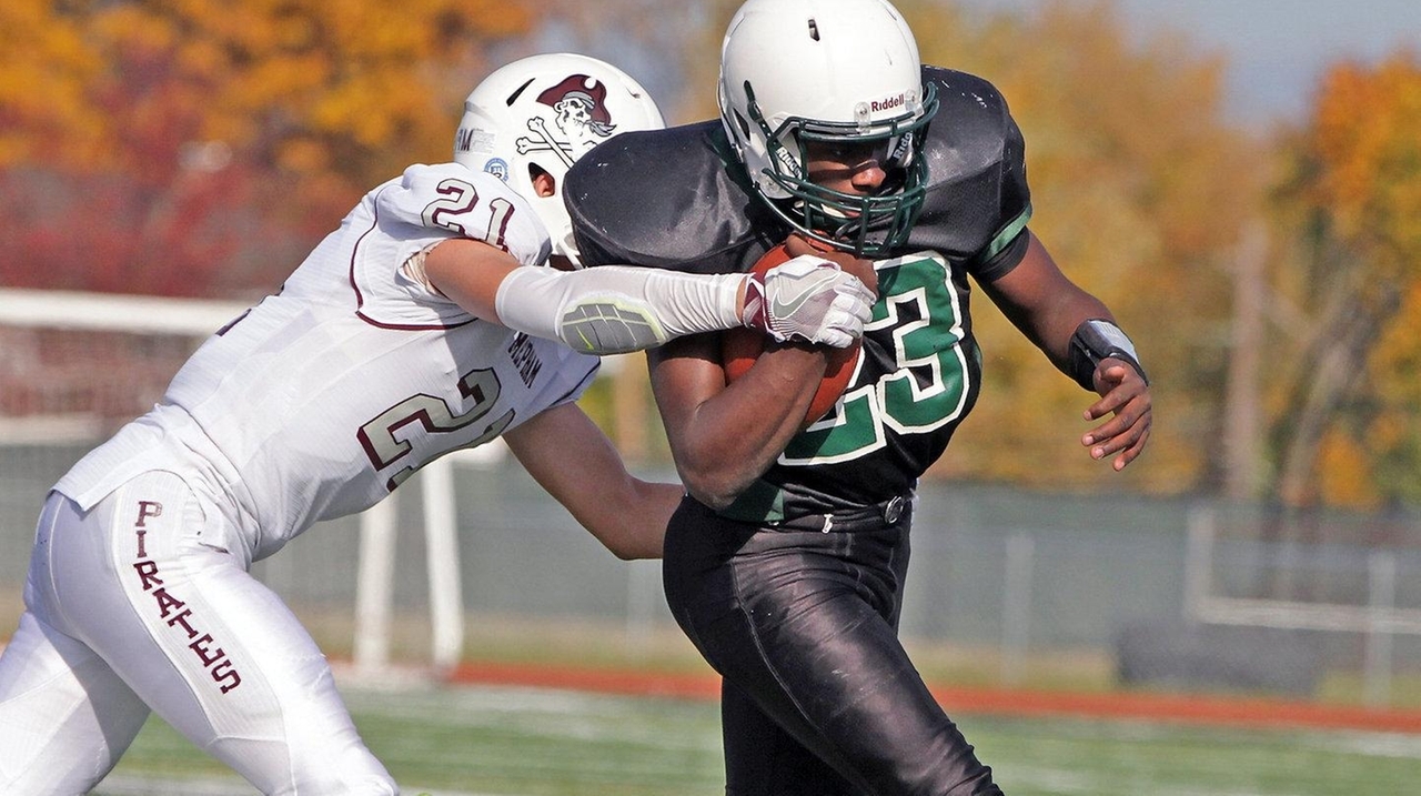 Suffolk I football roundup - Newsday