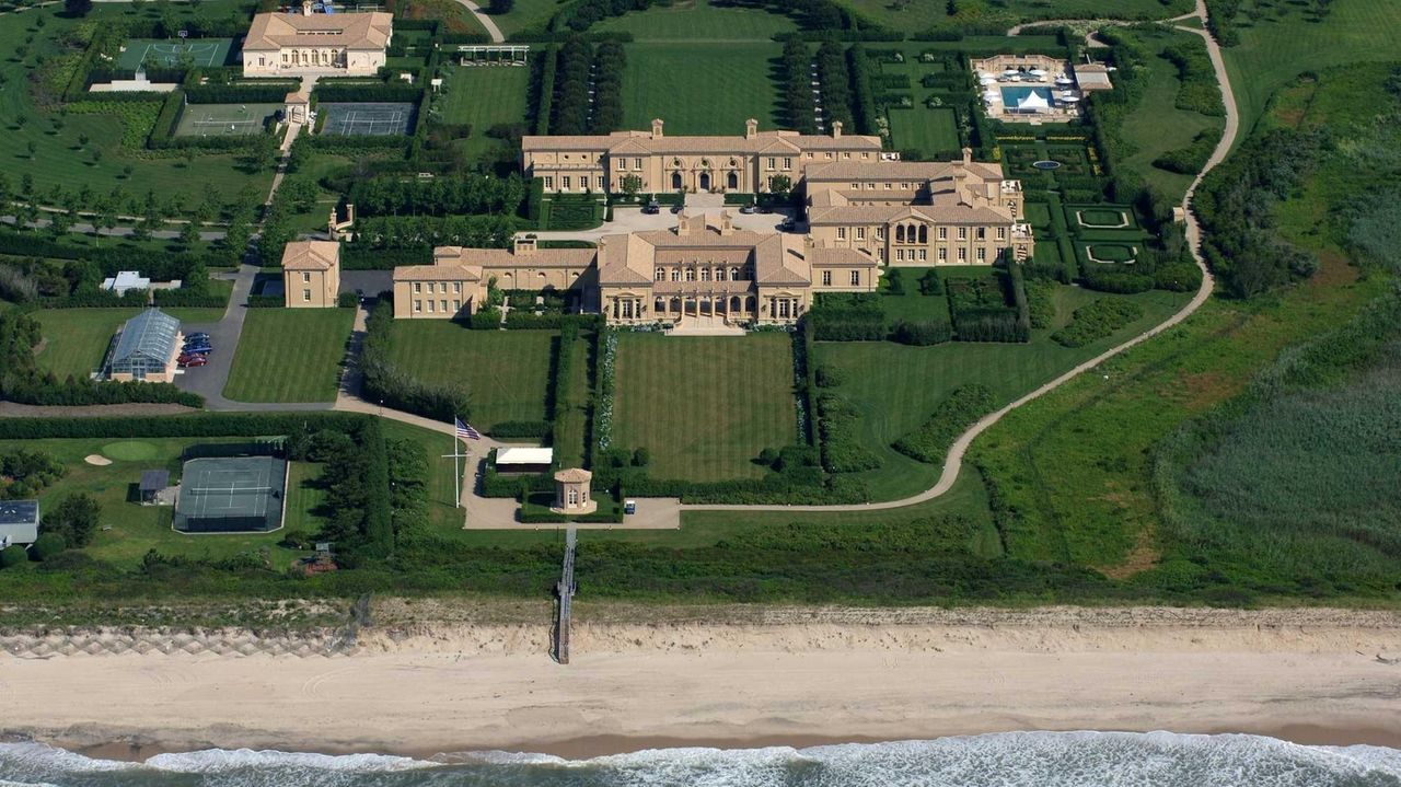 Ira Rennert, owner of 250M Sagaponack mansion, found liable for looting magnesium company Newsday