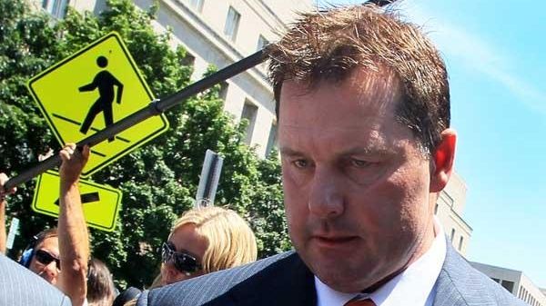 Prosecutors paint Roger Clemens as deceitful