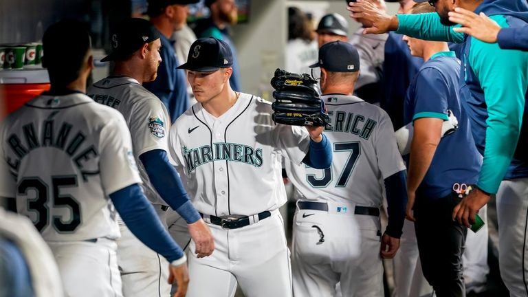 Julio Rodríguez and the Mariners stay red hot with 7-0 win over