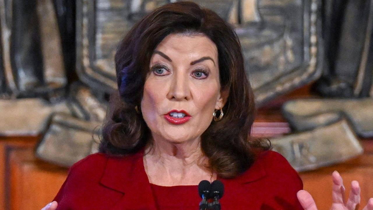 Gov Kathy Hochul Delivers State Of The State Address Newsday 