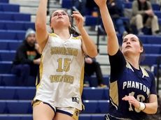 Keegan's and Kitchen's shooting lifts Shoreham-Wading River girls over Bayport-Blue Point