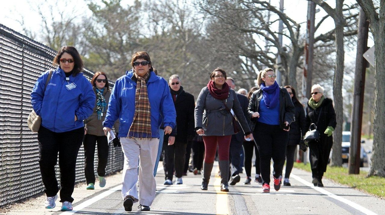 Eisenhower Park walk aims to boost community health Newsday