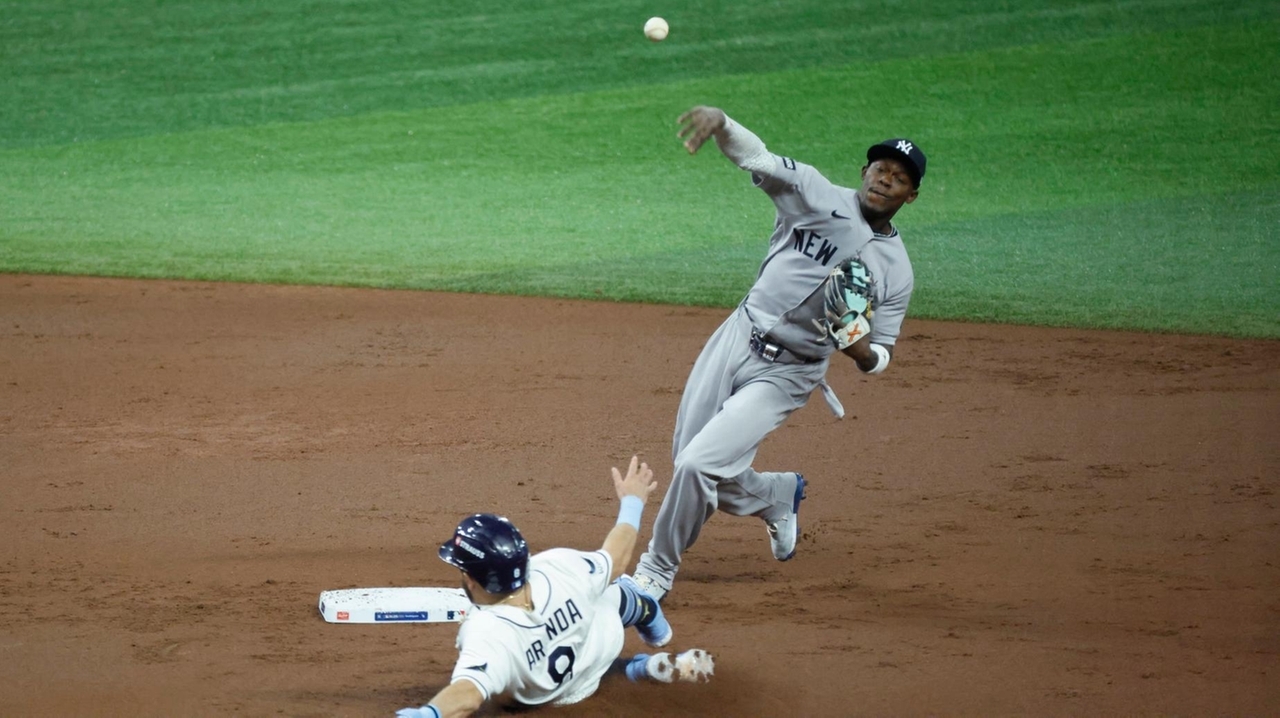 Tampa Bay Rays schlagen New York Yankees mit 5:2 und führen in Serie