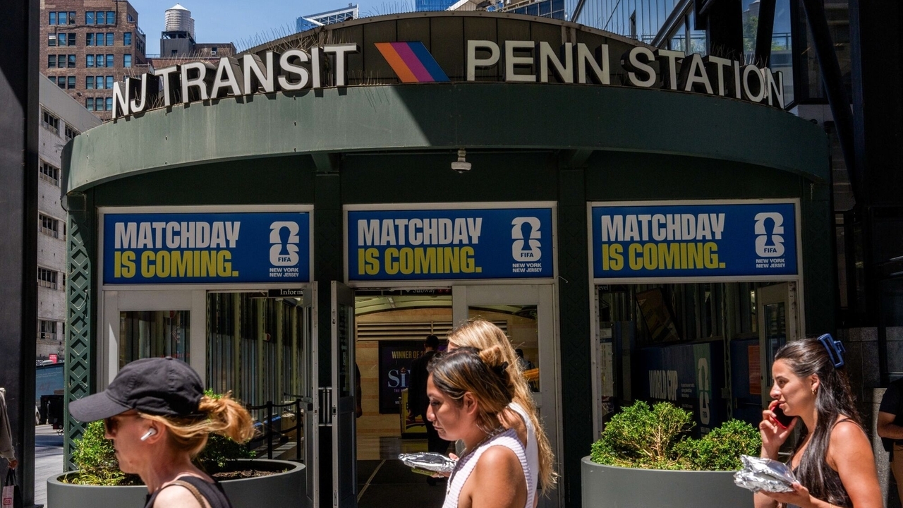 Traveling through NYC today? Here are your best — and worst — options. - Newsday