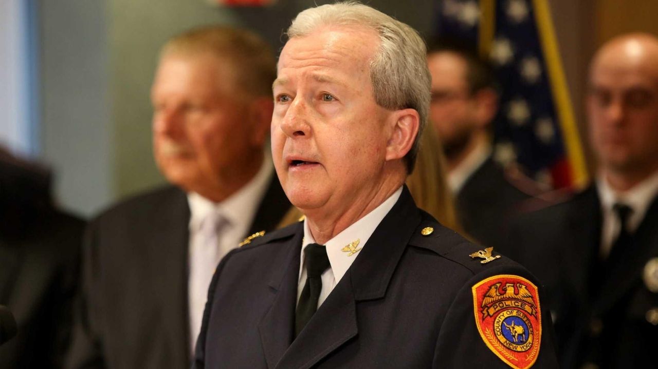 Edward Brady, commanding officer of the Second Precinct, retires after 36 years serving Suffolk