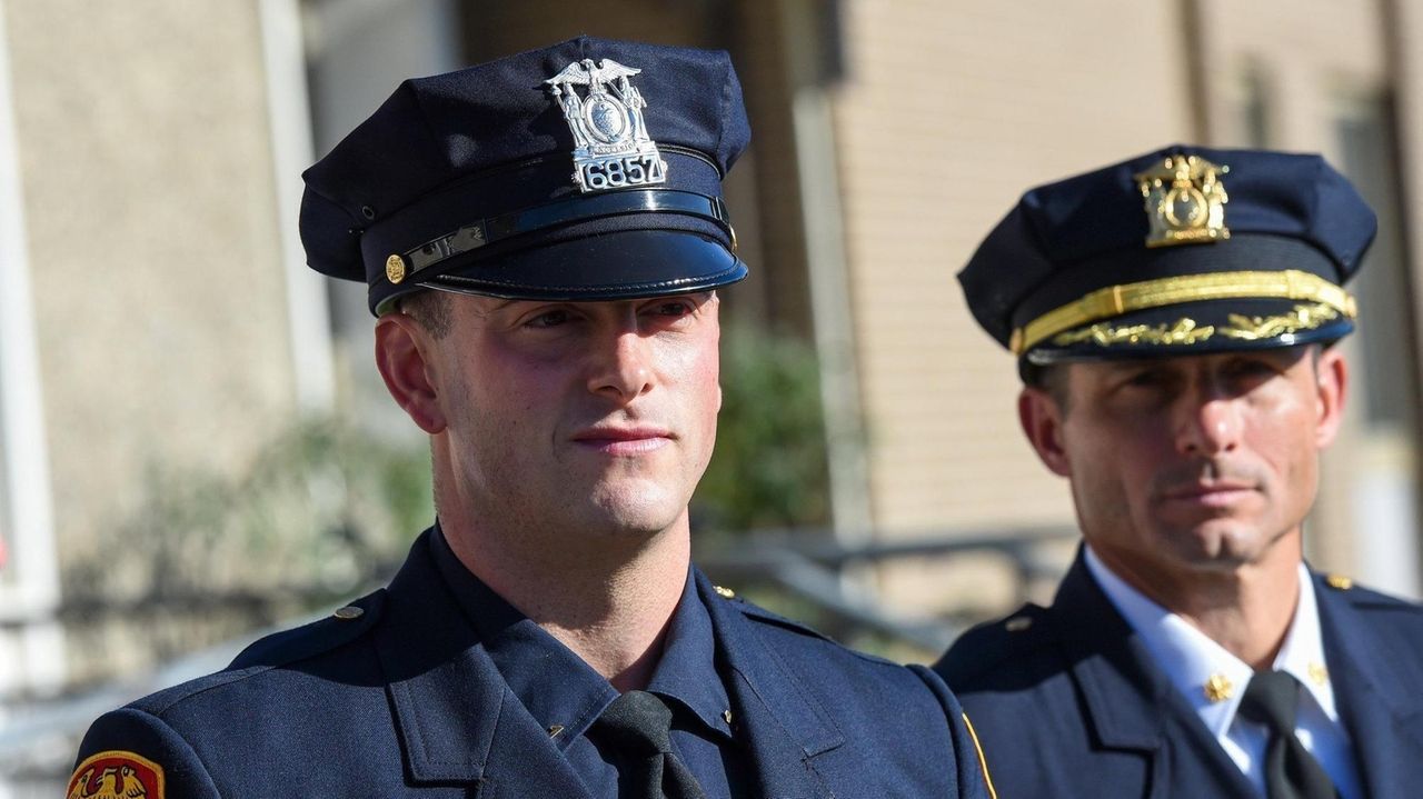 Three Suffolk Officers Honored For Rescuing Men From Two Fires - Newsday