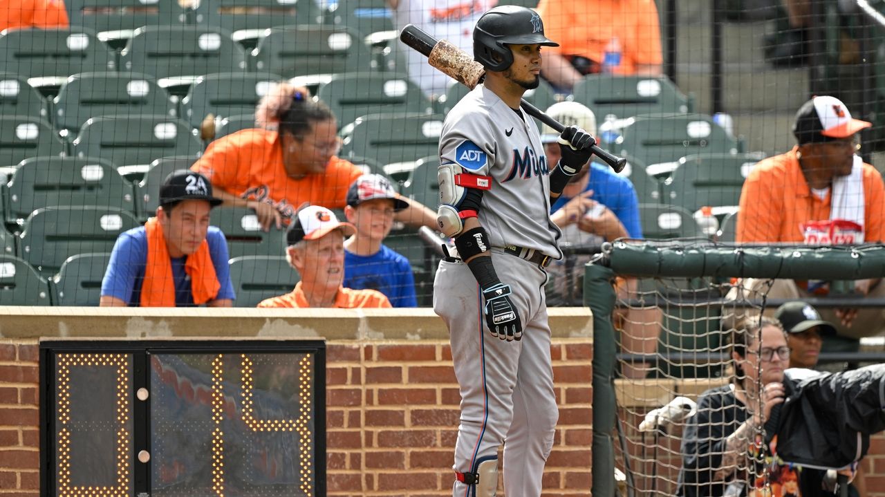 MLB: Urquidy pitches Astros to crucial 2-1 win over Diamondbacks