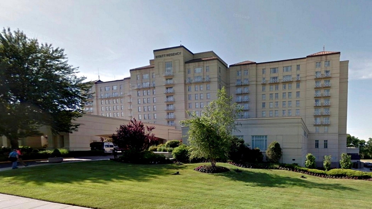 Hyatt Regency Long Island sold in $26.5 million deal